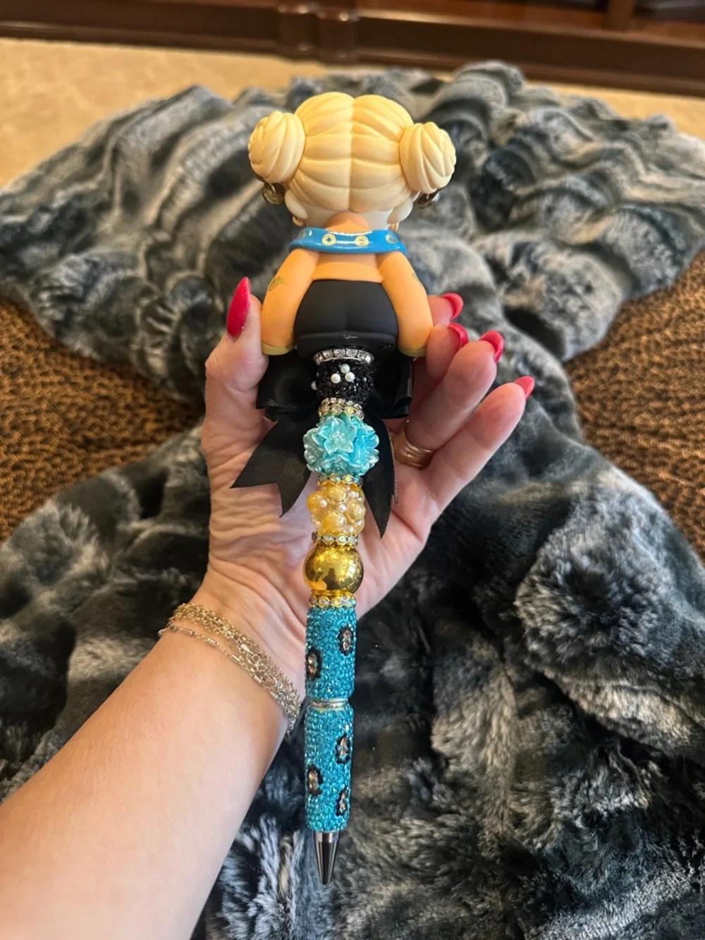 Gorgeous Hand Crafted Pen with an Authentic  DoDo Sugar Nami as the Focal